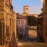 Frate Elia - A 50 Mt Dalla Basilica Di San Francesco * Assisi