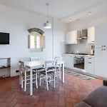 Frate Elia - A 50 Mt Dalla Basilica Di San Francesco Appartement