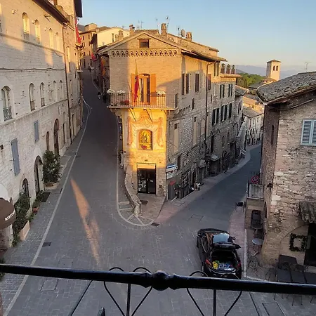 Apartamento Frate Elia - A 50 Mt Dalla Basilica Di San Francesco