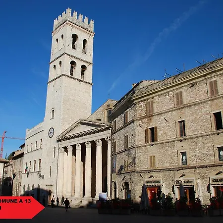 Frate Elia - A 50 Mt Dalla Basilica Di San Francesco 公寓