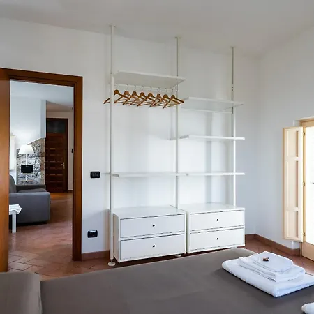 Frate Elia - A 50 Mt Dalla Basilica Di San Francesco Apartamento