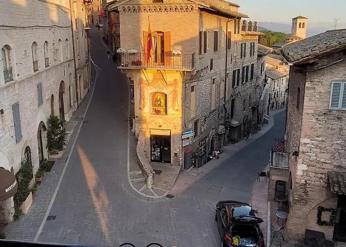 Apartment Frate Elia - A 50 Mt Dalla Basilica Di San Francesco