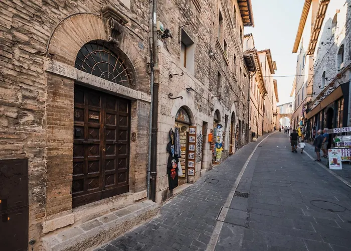 Frate Elia - A 50 Mt Dalla Basilica Di San Francesco Apartmán